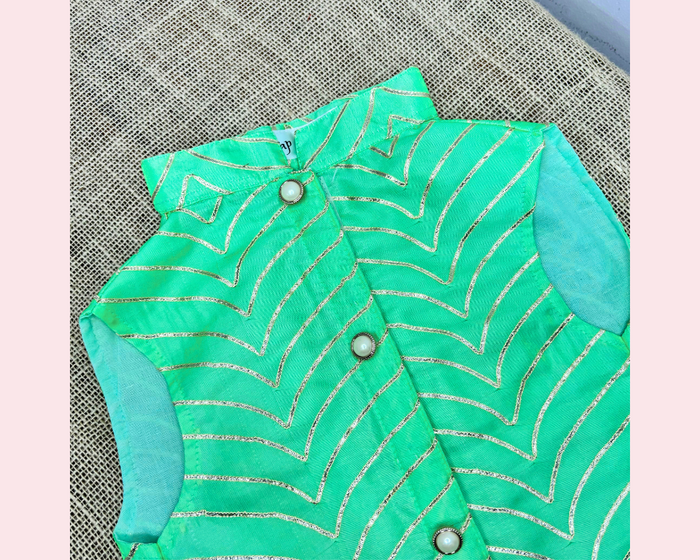 Pista Golden Dog Sherwani