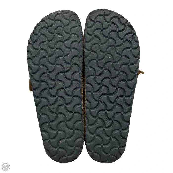 Shoes Flats By Columbia In Grey, Size: 8