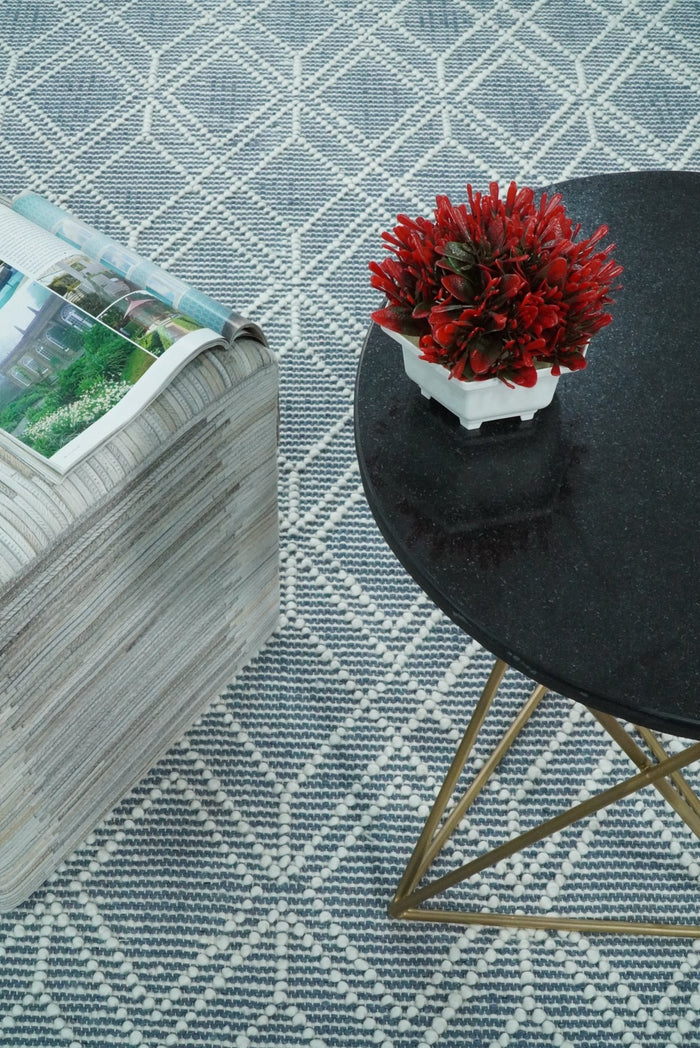 Hand Made Woolen Chunky and Soft White Wool Area Rug | CAL3 - The Rug Decor