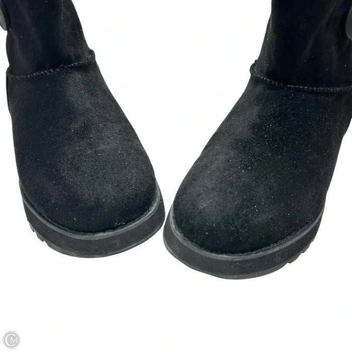 Boots Ankle Flats By Skechers In Black, Size: 6