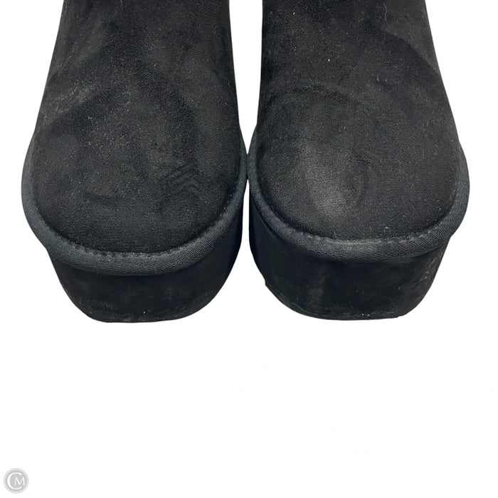 Boots Ankle Flats By Soda In Black, Size: 10