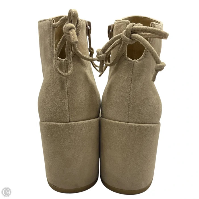 Boots Designer By Stuart Weitzman In Cream, Size: 5