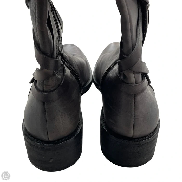 Boots Knee Flats By Bcbgeneration In Grey, Size: 7.5
