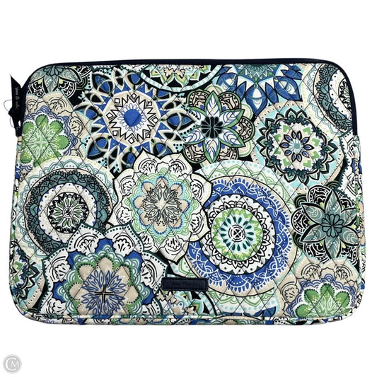 Laptop Sleeve By Vera Bradley, Size: Medium
