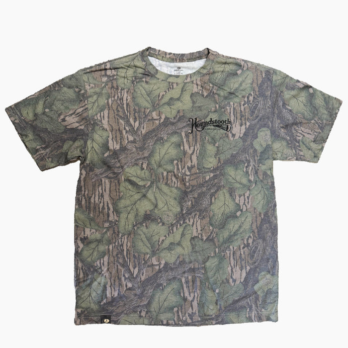 Front of Houndstooth Mossy Oak Full Foliage camo t-shirt with logo on chest