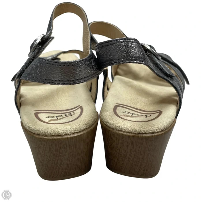 Sandals Heels Block By Dansko In Silver, Size: 6.5