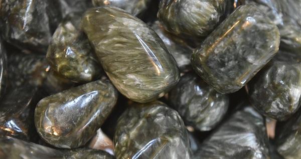 Seraphinite (Tumbled)