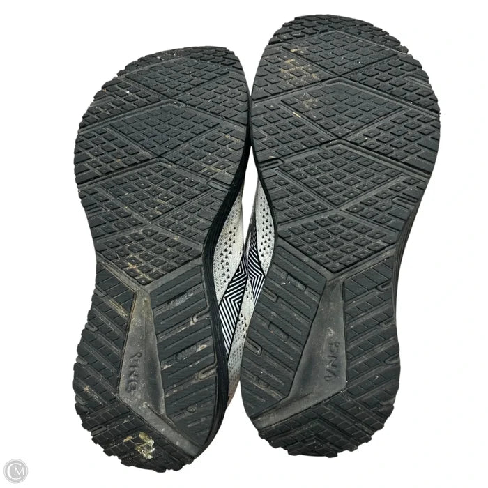Shoes Athletic By Brooks In Black & White, Size: 8.5
