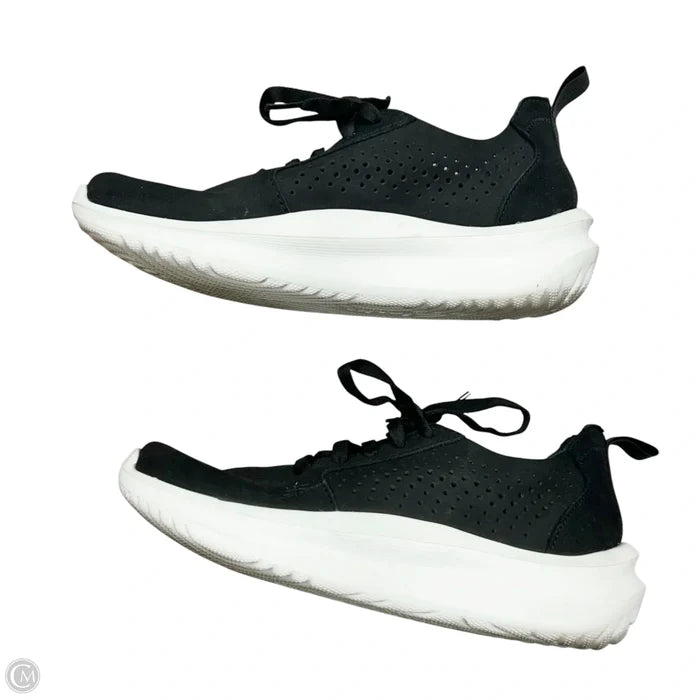 Shoes Athletic By Clarks In Black, Size: 6.5