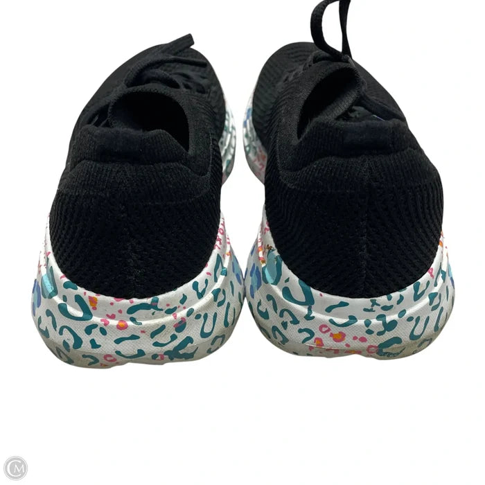 Shoes Athletic By Skechers In Black & White, Size: 8.5