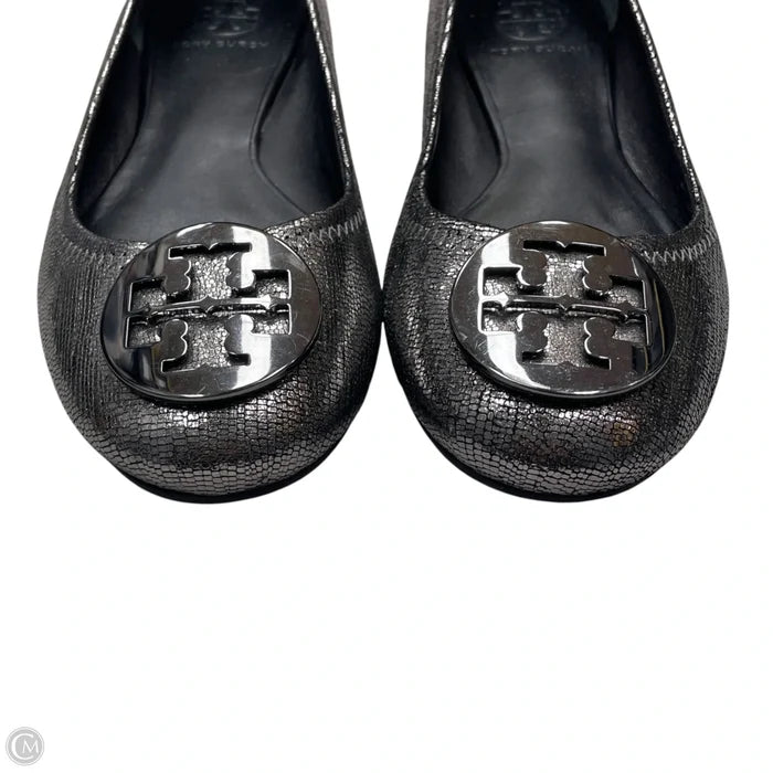 Shoes Designer By Tory Burch In Silver, Size: 7.5