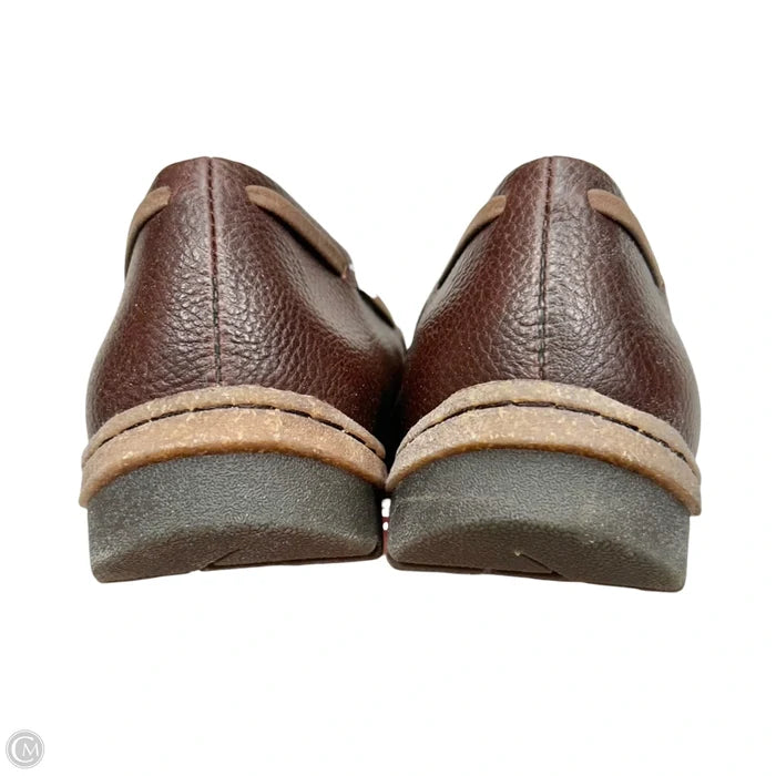 Shoes Flats By Boc In Brown, Size: 6.5