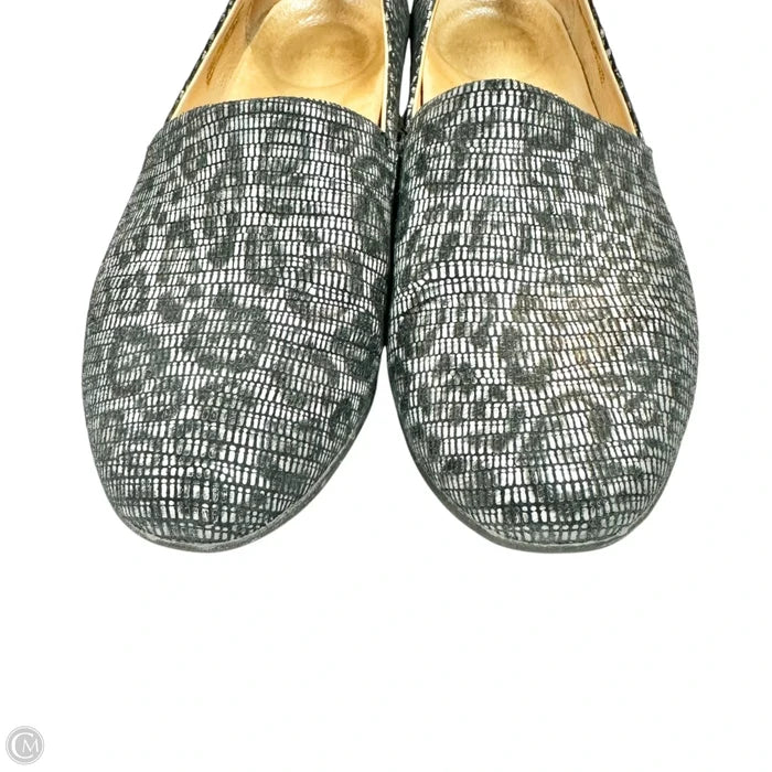 Shoes Flats By Dansko In Leopard Print, Size: 7.5