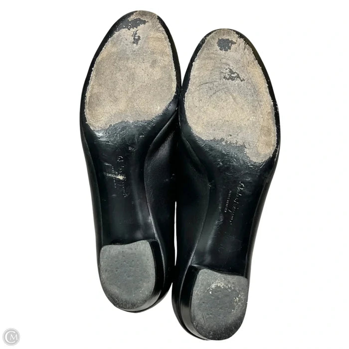 Shoes Luxury Designer By Ferragamo In Black, Size: 9