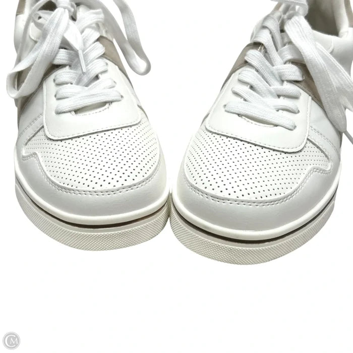 Shoes Sneakers By Mia In White, Size: 10