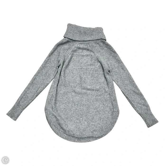 Sweater By Anthropologie In Grey, Size: Xs