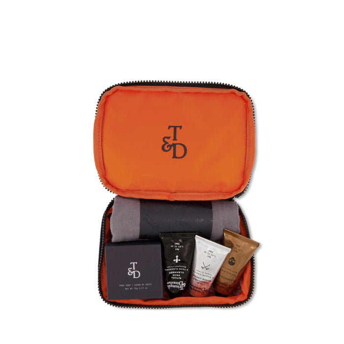 Travel Kit On The Road 2.0