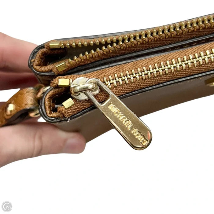Wristlet Designer By Michael Kors, Size: Medium